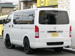 ハイエースバン新車　ディーゼル四駆　４ＷＤ