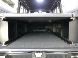 ハイエースバン新車　ディーゼル四駆　４ＷＤ