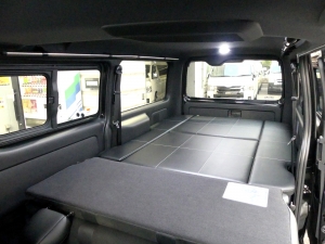 ハイエースバン新車　ディーゼル四駆　４ＷＤ