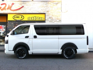 ハイエースバン新車　ディーゼル四駆　４ＷＤ