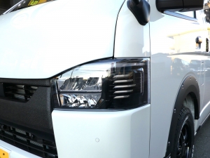 ハイエースバン新車　ディーゼル四駆　４ＷＤ