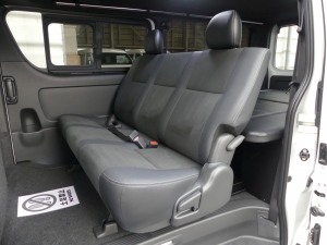 ハイエースバン新車　ディーゼル四駆　４ＷＤ