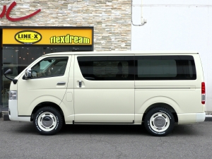 ハイエースバンディーゼル4WD　丸目カスタム　ネオクラシック