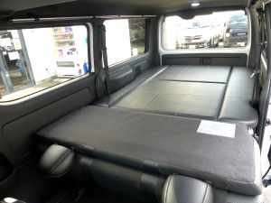 ハイエースバン新車一部改良後　ディーゼル四駆