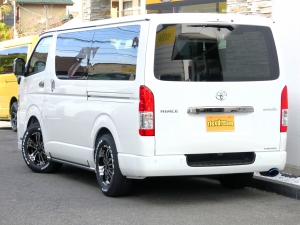 ハイエースバン新車一部改良後　ディーゼル四駆