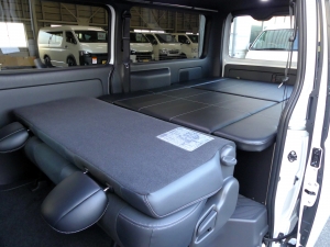 ハイエースバン一部改良後 安全装備追加 特別仕様車