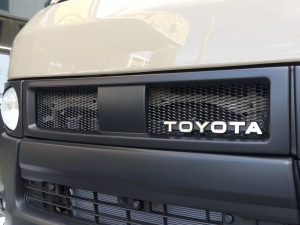 ハイエースバンディーゼル4WD　アースカラーパッケージ４Ｖ６ベージュ