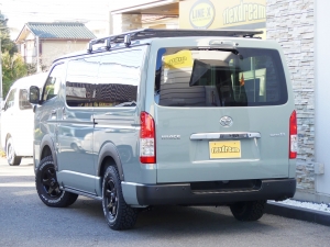 ハイエースバンディーゼル4WD　アースカラーパッケージ６Ｘ３アーバンカーキ
