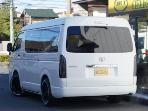 ハイエースワゴン１０人乗り　車中泊できる街乗り仕様車
