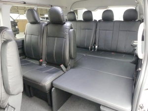 ハイエースワゴン１０人乗り　車中泊できる街乗り仕様車