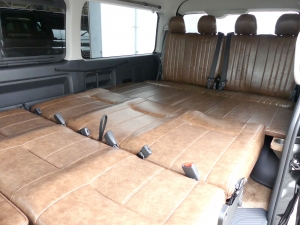 ハイエースワゴン１０人乗り　車中泊できる街乗り仕様車