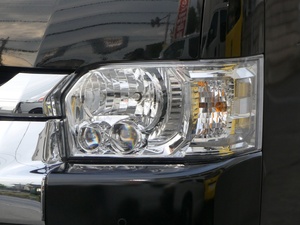 ハイエースワゴン１０人乗り　車中泊できる街乗り仕様車