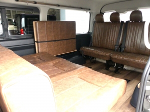 ハイエースワゴン１０人乗り　車中泊できる街乗り仕様車