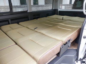 ハイエースワゴン新車コンプリート　ハイエースワゴン２ＷＤ