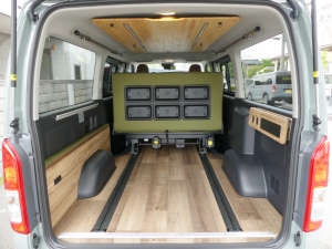 ハイエースバンディーゼル4WD　アースカラーパッケージ6X3アーバンカーキ