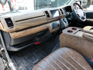 ハイエースバン4WD　S-GL　ディーゼル