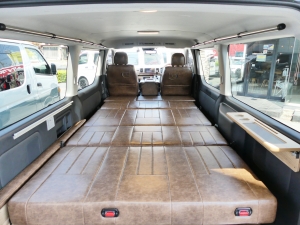 ハイエースバン4WD　S-GL　ディーゼル