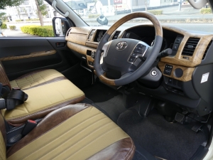 ハイエースバン新車ハイエースDX　丸目カスタム