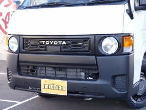 ハイエースバン新車ハイエースDX　丸目カスタム