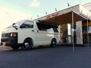 ハイエースバン新車ハイエースDX　丸目カスタム