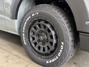 ハイエースバン新型　モデルチェンジ　改良後