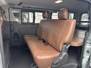 ハイエースバン新型ハイエースコンプリートカー