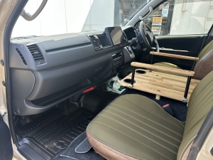 ハイエースバンスーパーGL　ガソリン4WD　FD-BOX V09-M
