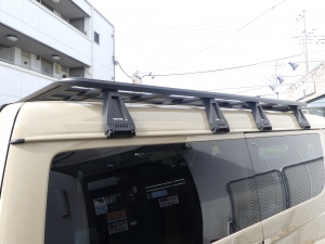 ハイエースバンキャンピングカー　車中泊できる街乗り仕様車