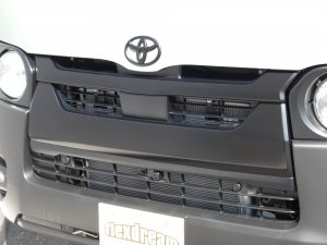 ハイエースバン新型　モデルチェンジ　改良後