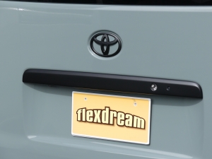 ハイエースバン新型　アースカラーパッケージ