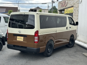 ハイエースバン９型ハイエース