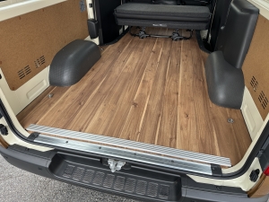 ハイエースバン９型ハイエース