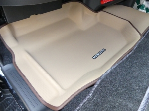 ハイエースワゴン新車カスタムコンプリート