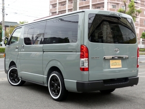 ハイエースバン新型　モデルチェンジ　改良後
