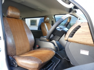 ハイエースワゴン新車カスタムコンプリート