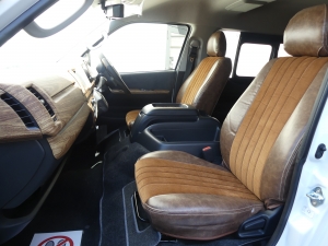 ハイエースワゴン新車カスタムコンプリート