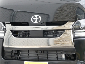 ハイエースバン新型　モデルチェンジ　改良後
