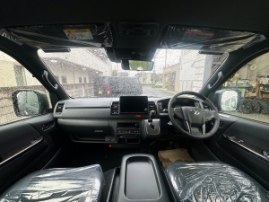 ハイエースＶ新型　モデルチェンジ　改良後