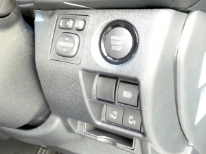 ハイエースバン新型　モデルチェンジ　改良後