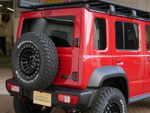 ジムニーノマド登録済み未使用車　リフトアップ　ARBカスタム