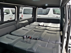 ハイエースバン 安全装備追加 特別仕様車