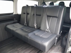 ハイエースワゴン一部改良後 安全装備追加　新車コンプリート