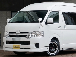 ハイエースバンスパロン　4WD　ディーゼル