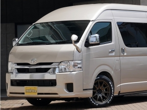ハイエースバンスパロン　4WD　ディーゼル