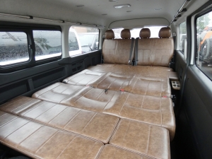 ハイエースワゴン１０人乗り　車中泊できる街乗り仕様車