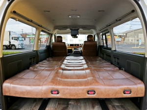 ハイエースワゴン１０人乗り　車中泊できる街乗り仕様車