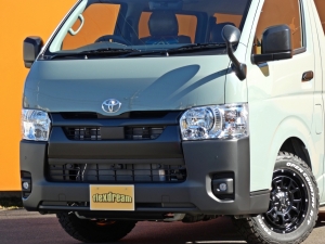 ハイエースＶディーゼル4WD　アースカラーパッケージ6X3アーバンカーキ