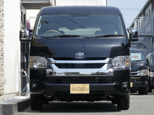ハイエースワゴン１０人乗り　車中泊できる街乗り仕様車