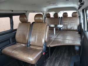 ハイエースワゴン一部改良後 安全装備追加　新車コンプリート
