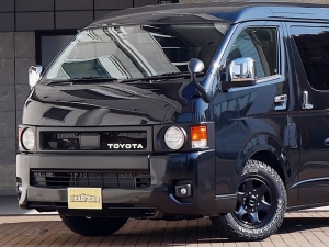 ハイエースＷ一部改良後 安全装備追加　新車コンプリート